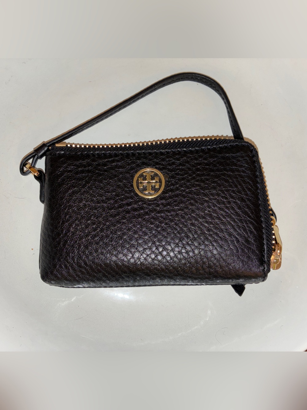 NWT Tory Burch Robinson pebbled convertible black wristlet